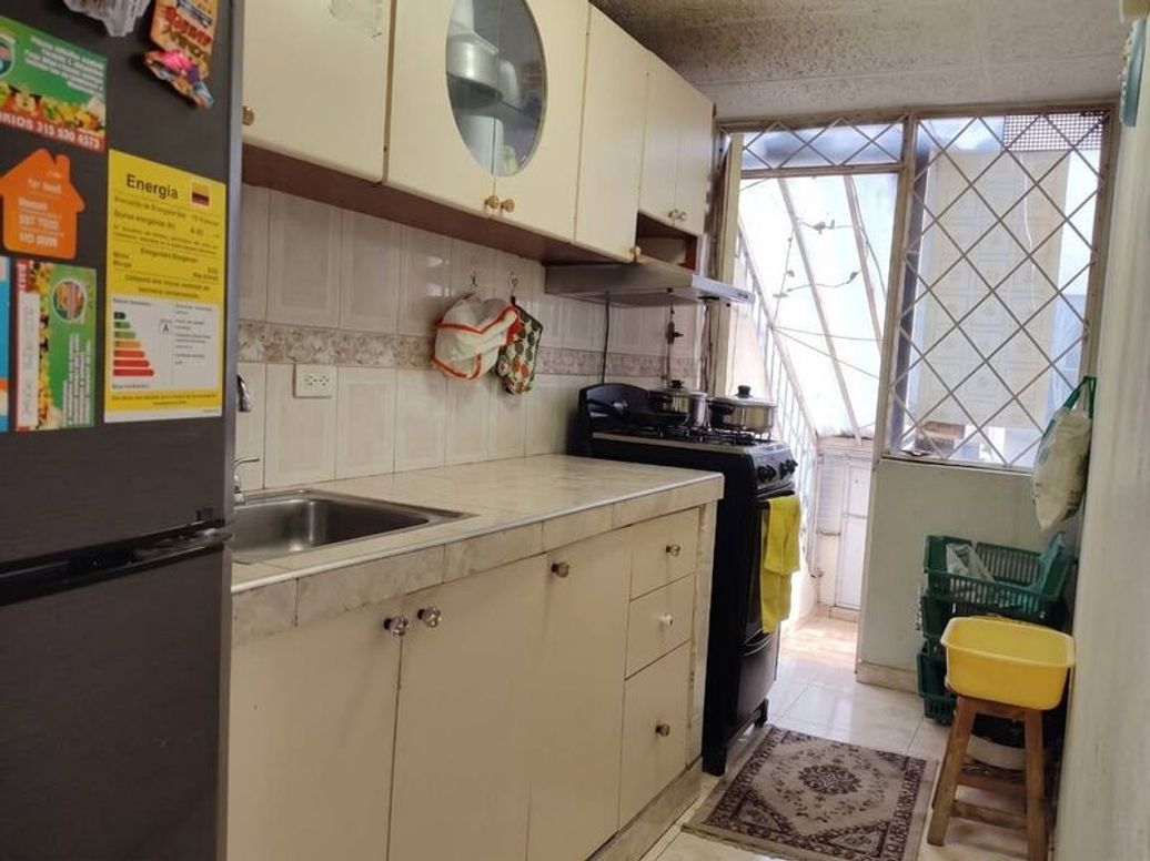 Apartamento de 3 alcobas en venta en Ub. Sabana De Tibabuyes, Bogotá, 60 m² · foto 3 de 8