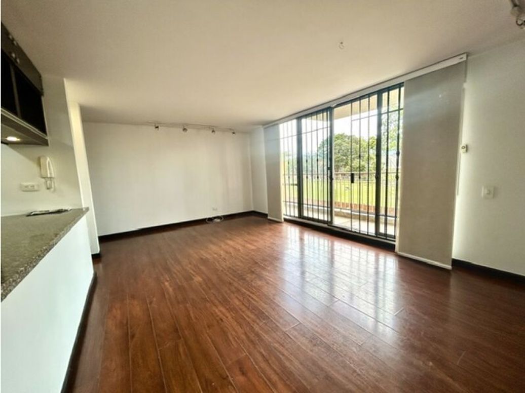 Apartamento de 3 alcobas en venta en Modelia Occidental, Bogotá, 108 m² · foto 5 de 20