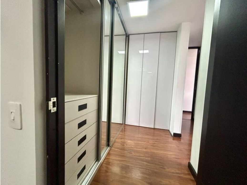 Apartamento de 3 alcobas en venta en Modelia Occidental, Bogotá, 108 m² · foto 18 de 20