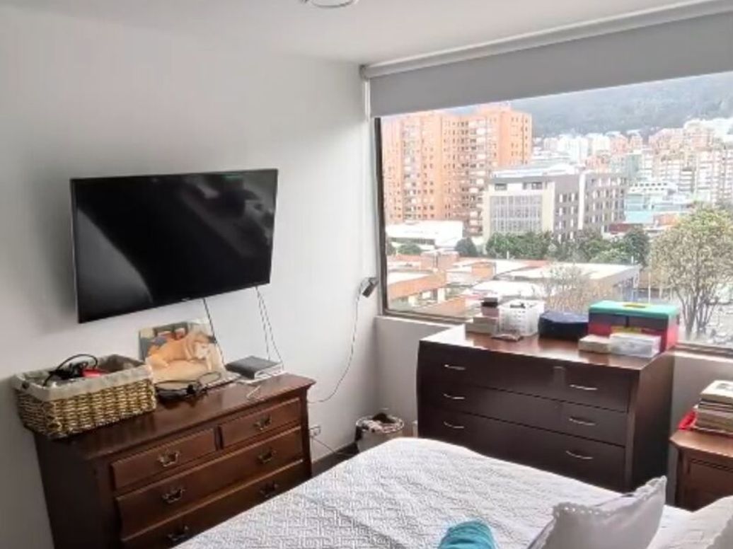 Apartamento de 2 alcobas en venta en Lago Gaitan, Bogotá, 87 m² · foto 4 de 7