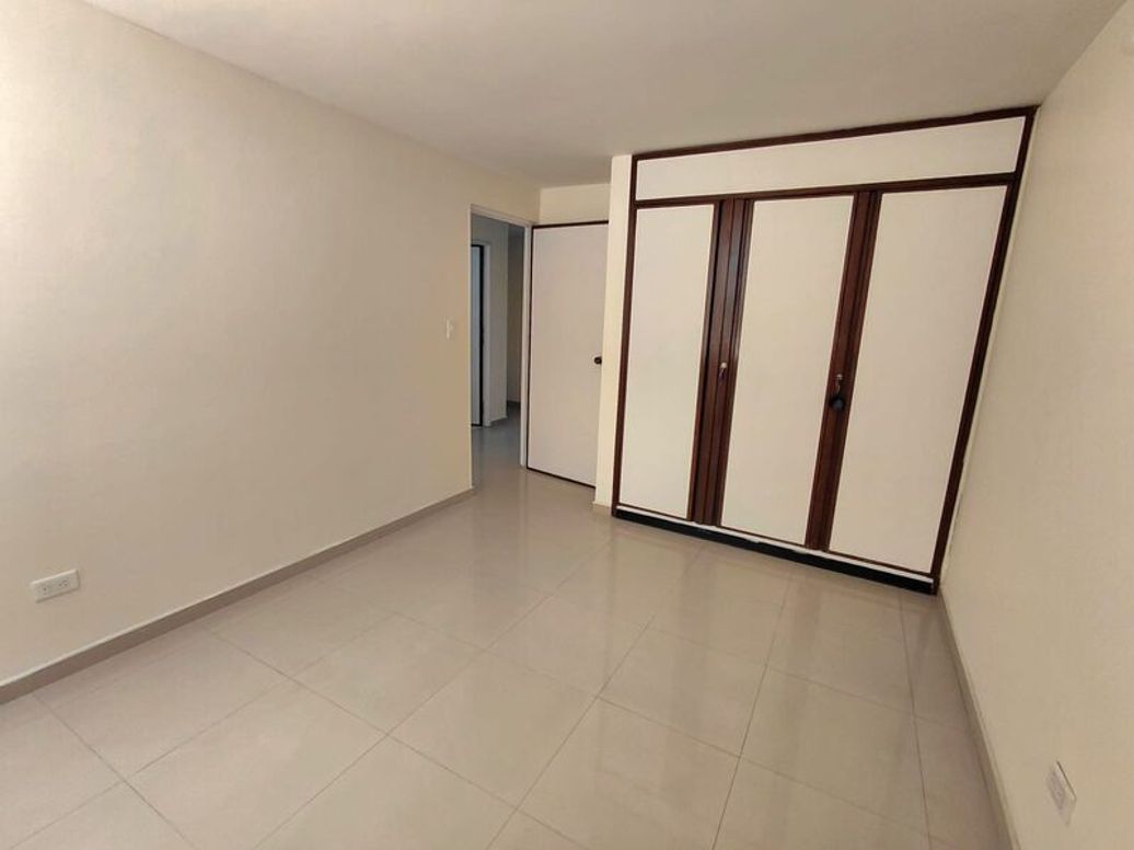 Apartamento de 3 alcobas en venta en Mónaco, Bogotá, 111 m² · foto 7 de 20
