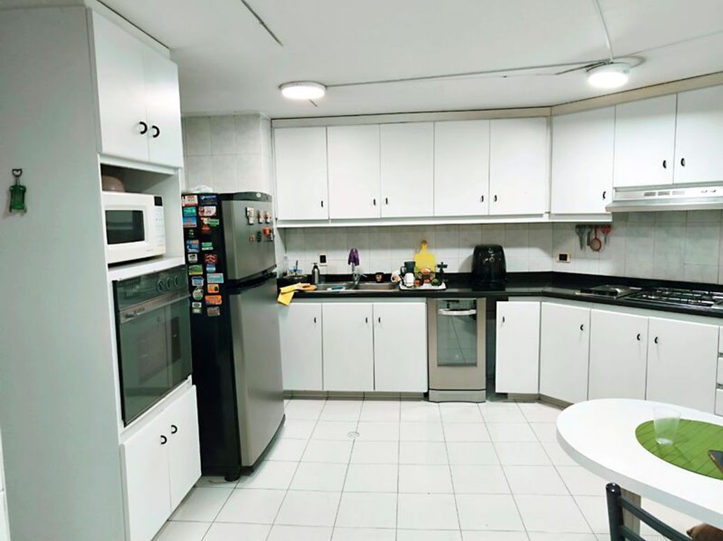 Apartamento de 3 alcobas en venta en Niza Norte, Bogotá, 230 m² · foto 7 de 20