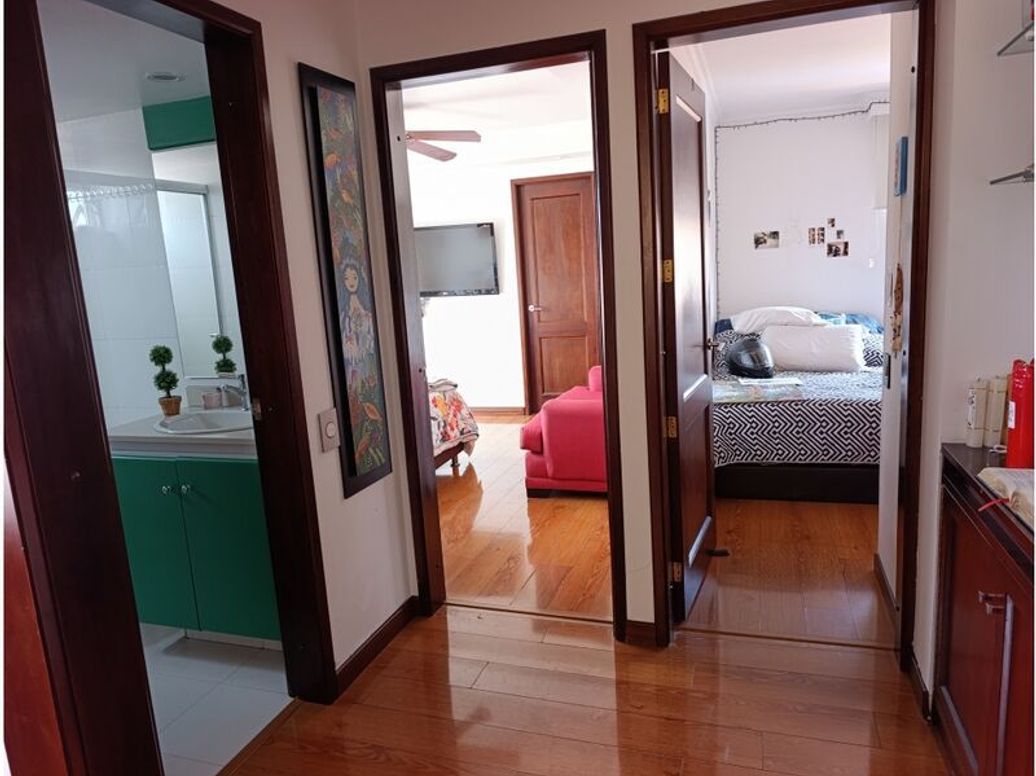 Apartamento de 4 alcobas en venta en Cr. Loira Real, Bogotá, 138 m² · foto 15 de 20