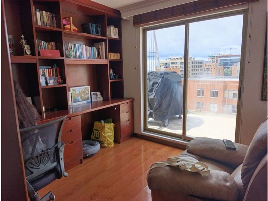 Apartamento de 4 alcobas en venta en Cr. Loira Real, Bogotá, 138 m² · foto 16 de 20