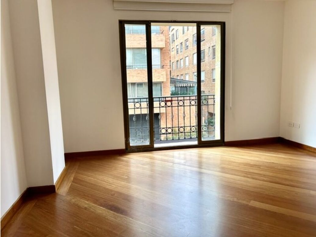 Apartamento de 3 alcobas en venta en Chicó Norte, Bogotá, 221 m² · foto 17 de 20