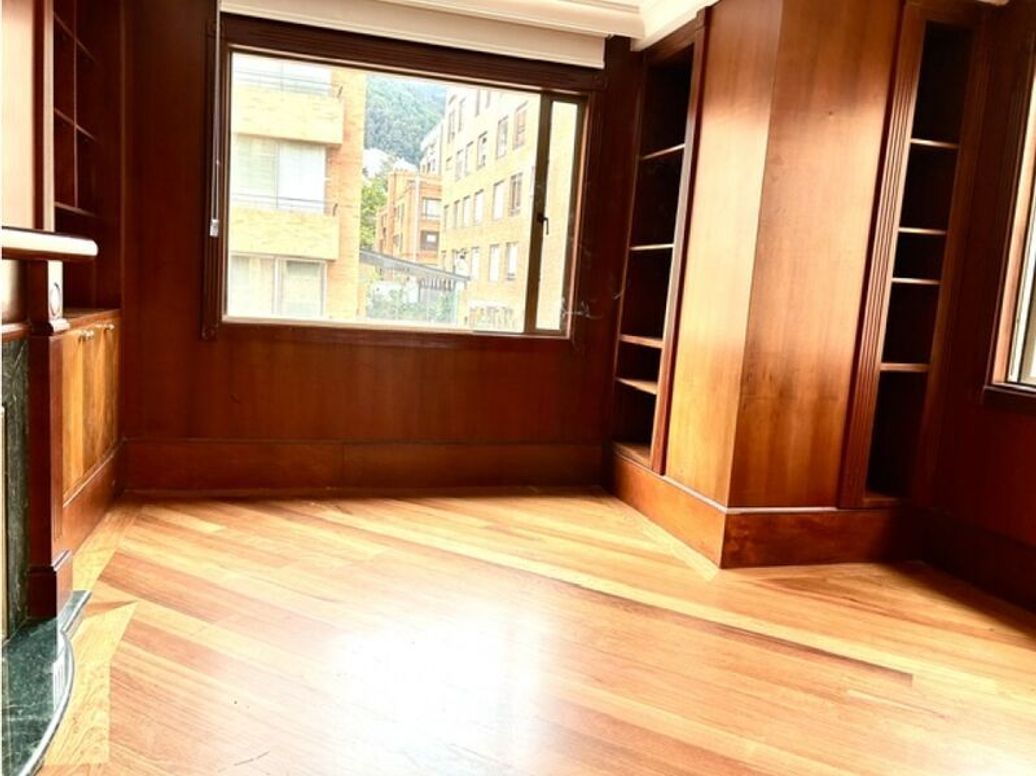 Apartamento de 3 alcobas en venta en Chicó Norte, Bogotá, 221 m² · foto 8 de 20