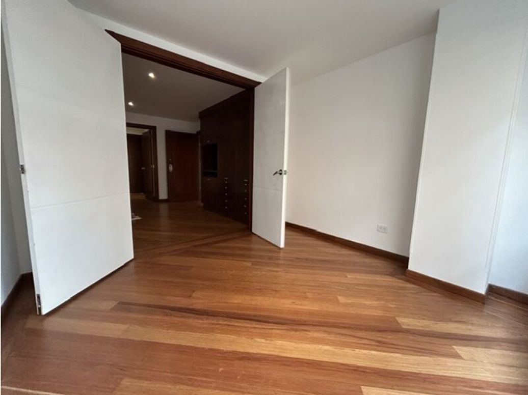 Apartamento de 3 alcobas en venta en Chicó Norte, Bogotá, 221 m² · foto 20 de 20