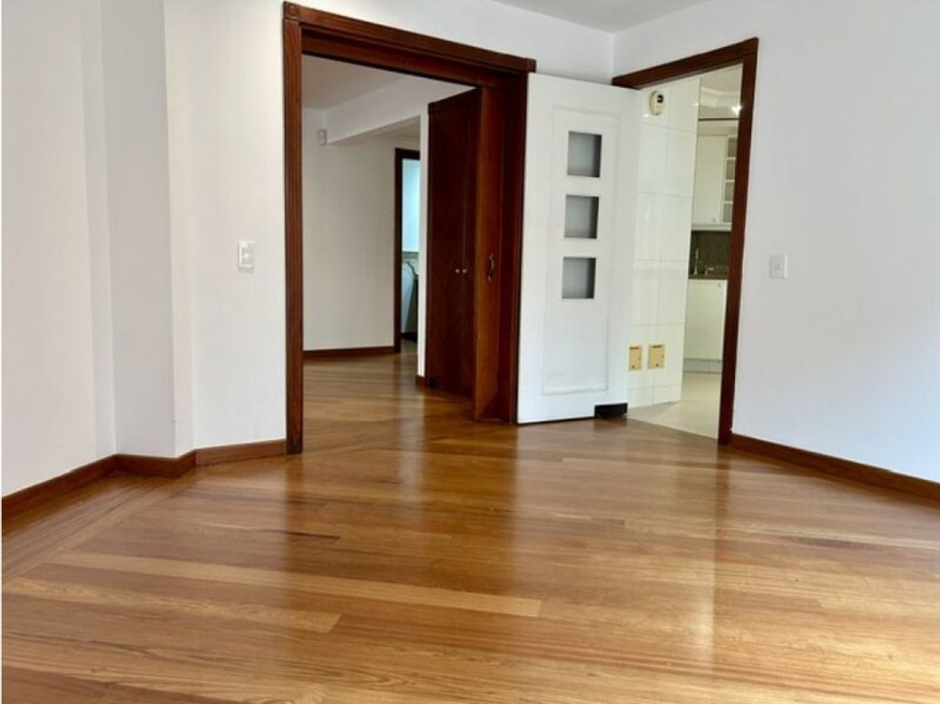 Apartamento de 3 alcobas en venta en Chicó Norte, Bogotá, 221 m² · foto 13 de 20