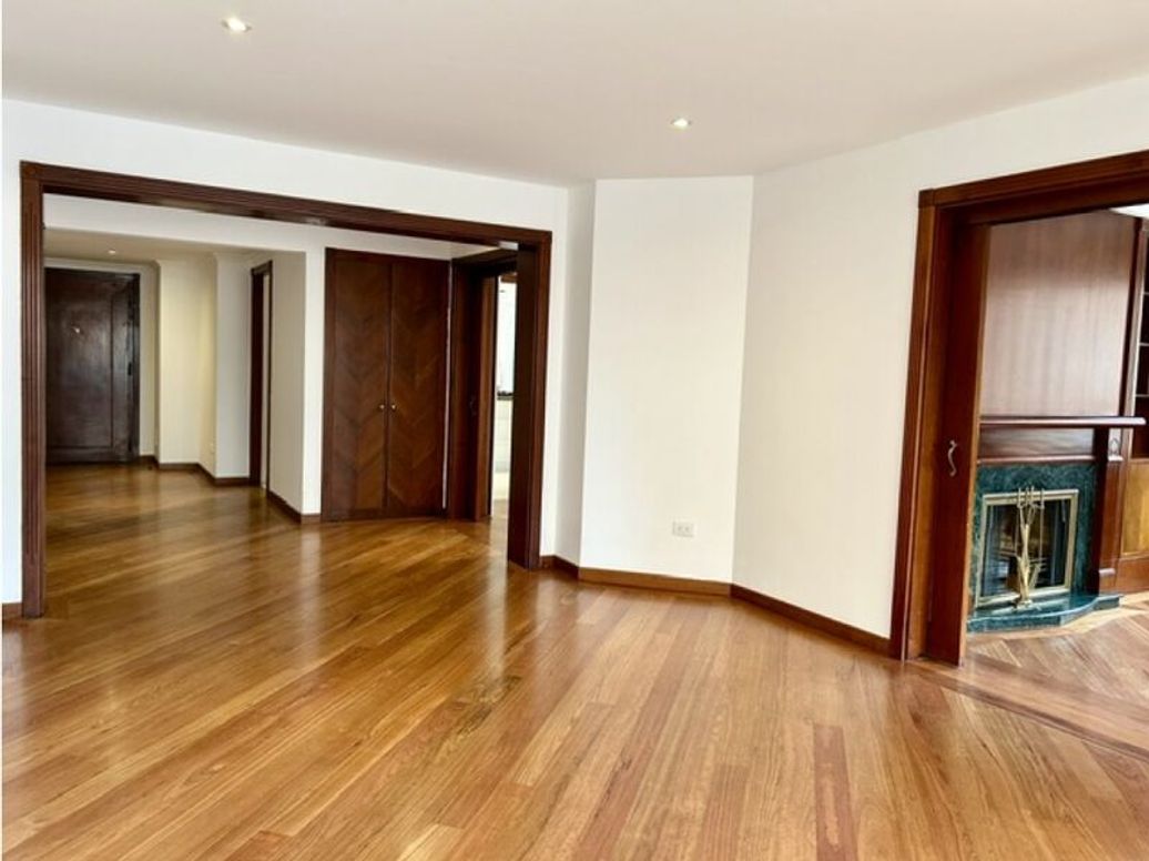 Apartamento de 3 alcobas en venta en Chicó Norte, Bogotá, 221 m² · foto 6 de 20