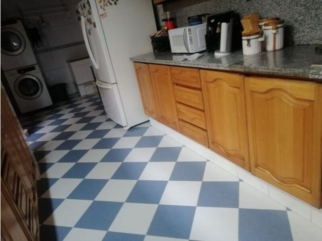 Casa de 6 alcobas en venta en Niza Norte, Bogotá, 450 m² · foto 12 de 20