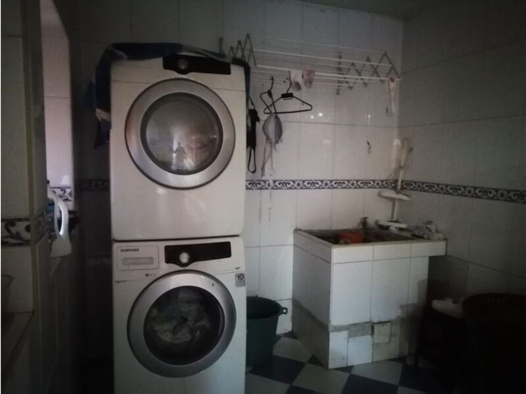 Casa de 6 alcobas en venta en Niza Norte, Bogotá, 450 m² · foto 8 de 20