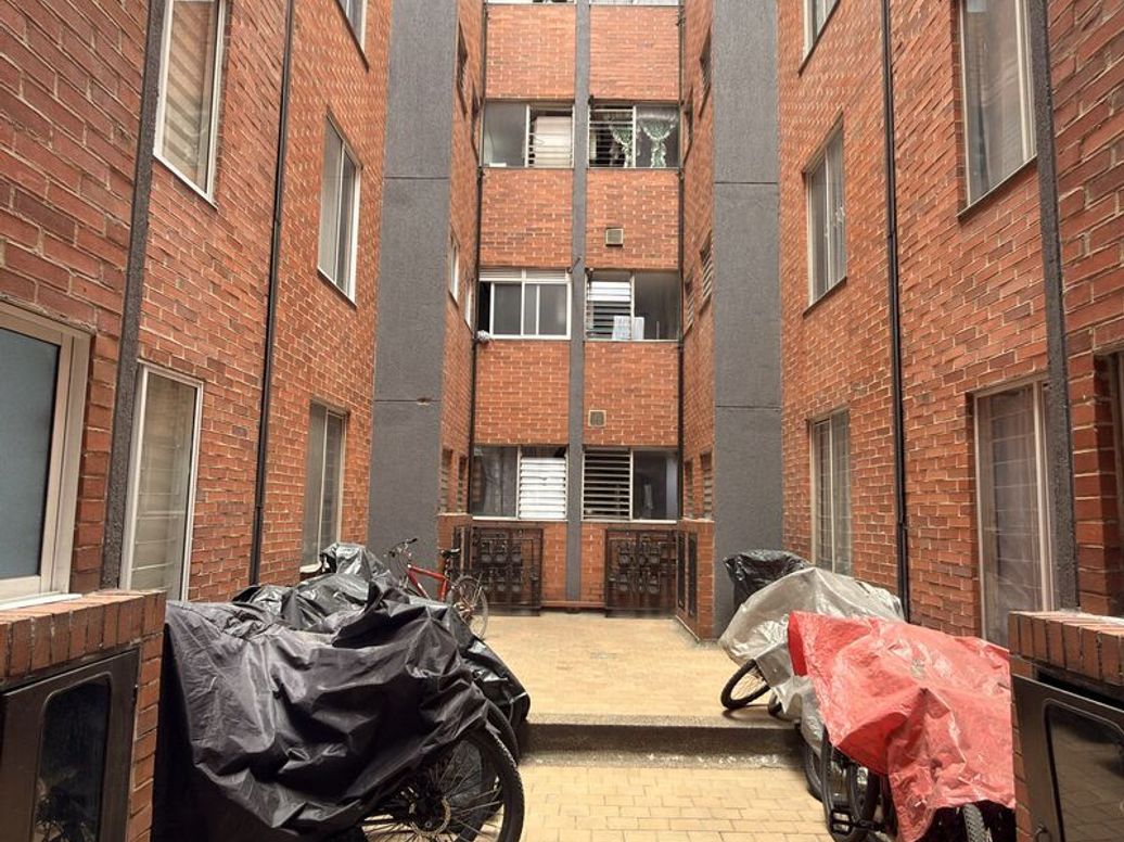 Apartamento de 3 alcobas en venta en Carimagua I Sector, Bogotá, 57 m² · foto 13 de 20