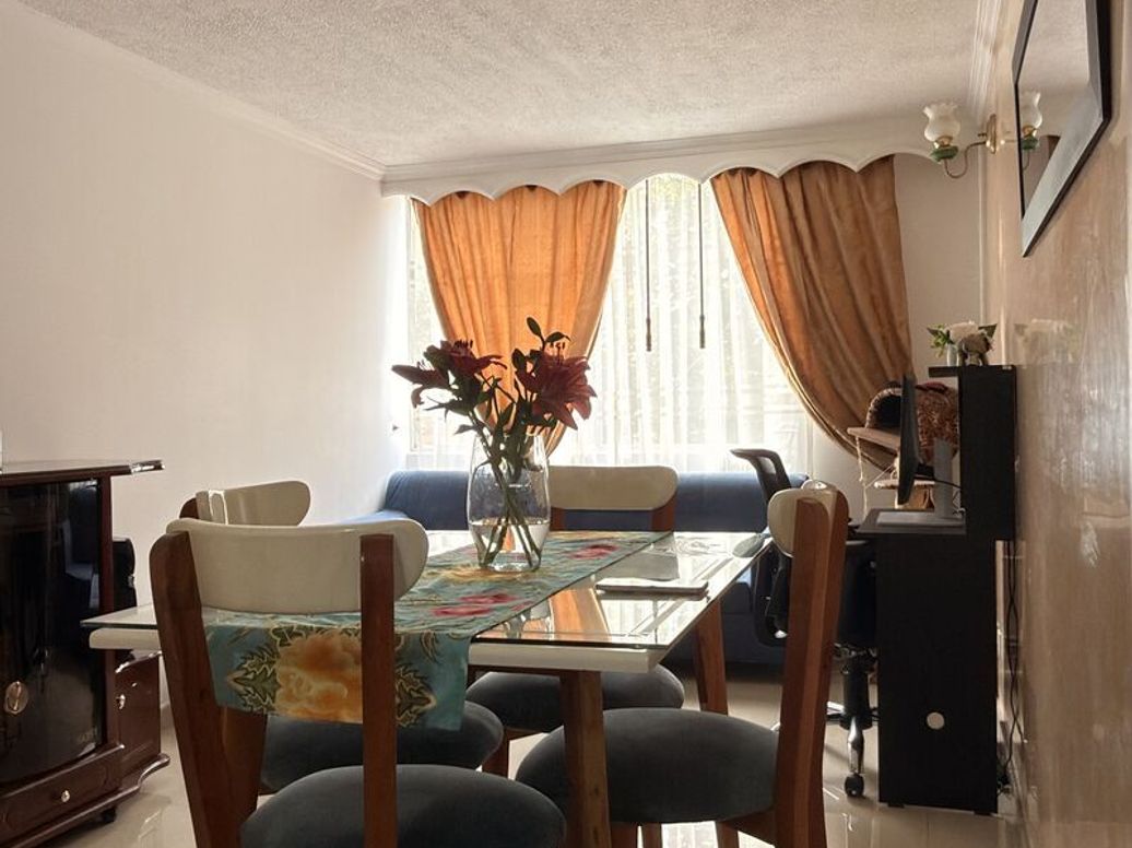 Apartamento de 3 alcobas en venta en Carimagua I Sector, Bogotá, 57 m² · foto 2 de 20