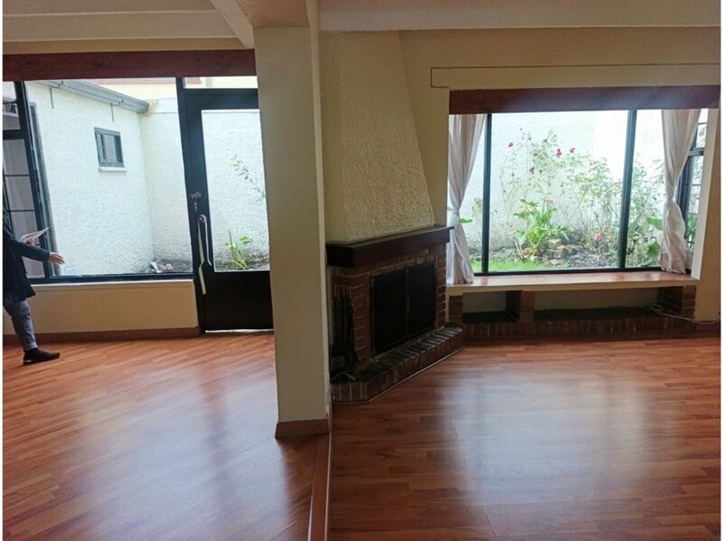 Casa de 3 alcobas en venta en Estrella Del Norte, Bogotá, 164 m² · foto 3 de 20