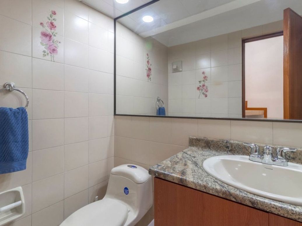 Apartamento de 3 alcobas en venta en Chico, Bogotá, 270 m² · foto 9 de 20