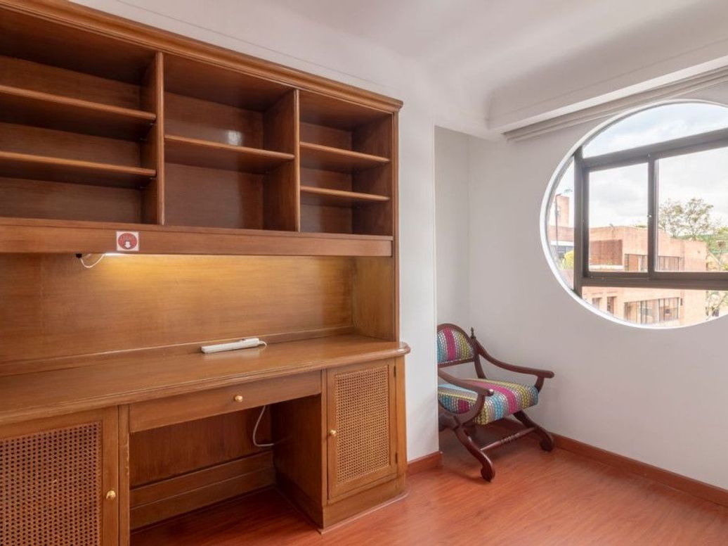 Apartamento de 3 alcobas en venta en Chico, Bogotá, 270 m² · foto 12 de 20