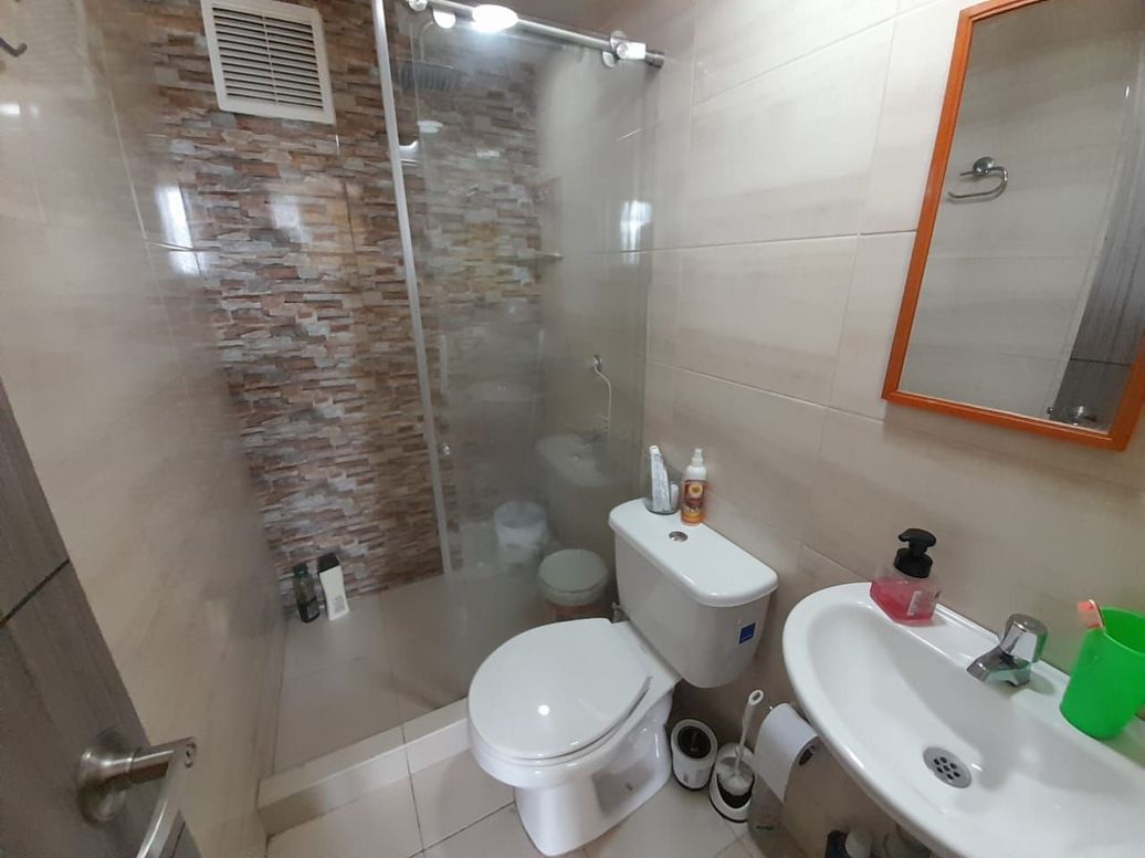Apartamento de 2 alcobas en venta en Bosconia, Bogotá, 40 m² · foto 2 de 15