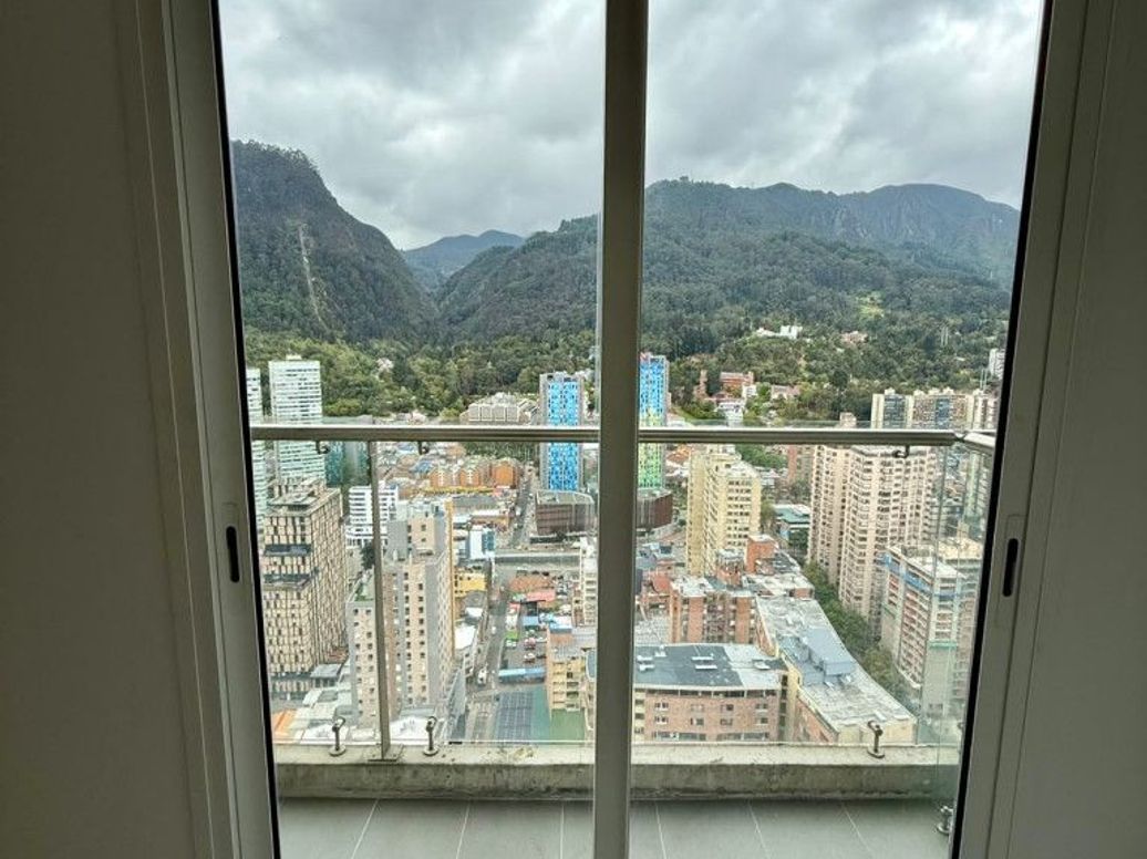 Apartaestudio en venta en Las Nieves, Bogotá, 56 m² · foto 9 de 11