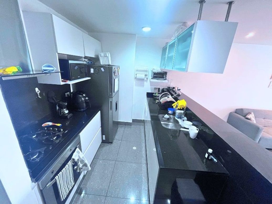 Apartamento de 2 alcobas en venta en Santa Barbara, Bogotá, 72 m² · foto 2 de 18