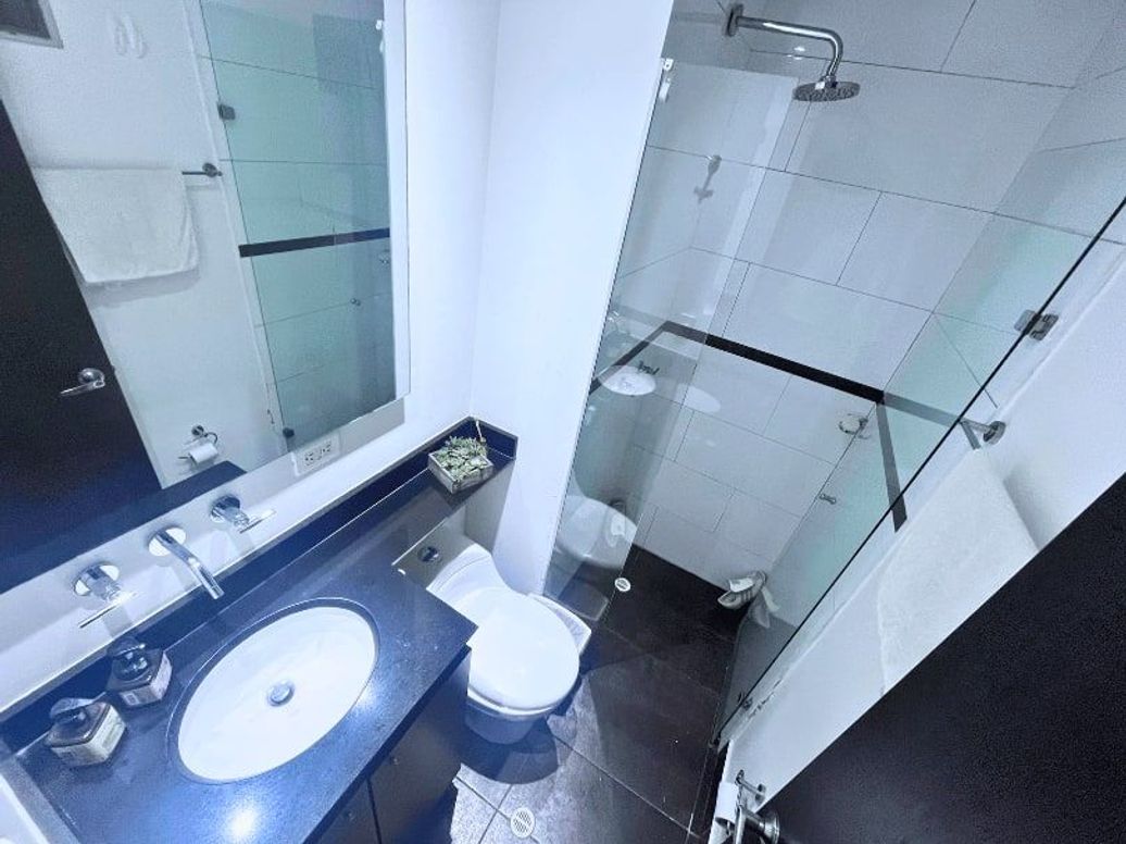 Apartamento de 2 alcobas en venta en Santa Barbara, Bogotá, 72 m² · foto 15 de 18