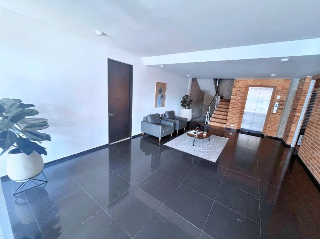 Apartamento de 2 alcobas en venta en Santa Barbara, Bogotá, 72 m² · foto 16 de 18