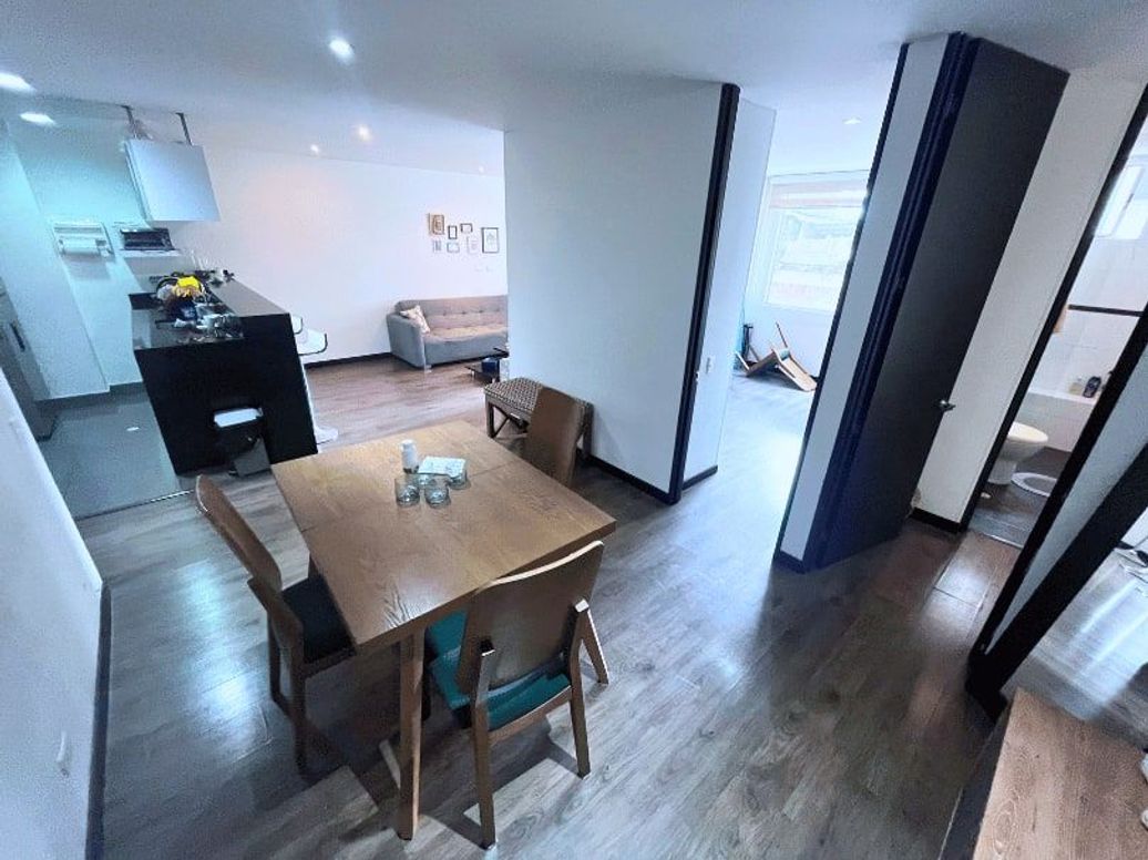 Apartamento de 2 alcobas en venta en Santa Barbara, Bogotá, 72 m² · foto 8 de 18