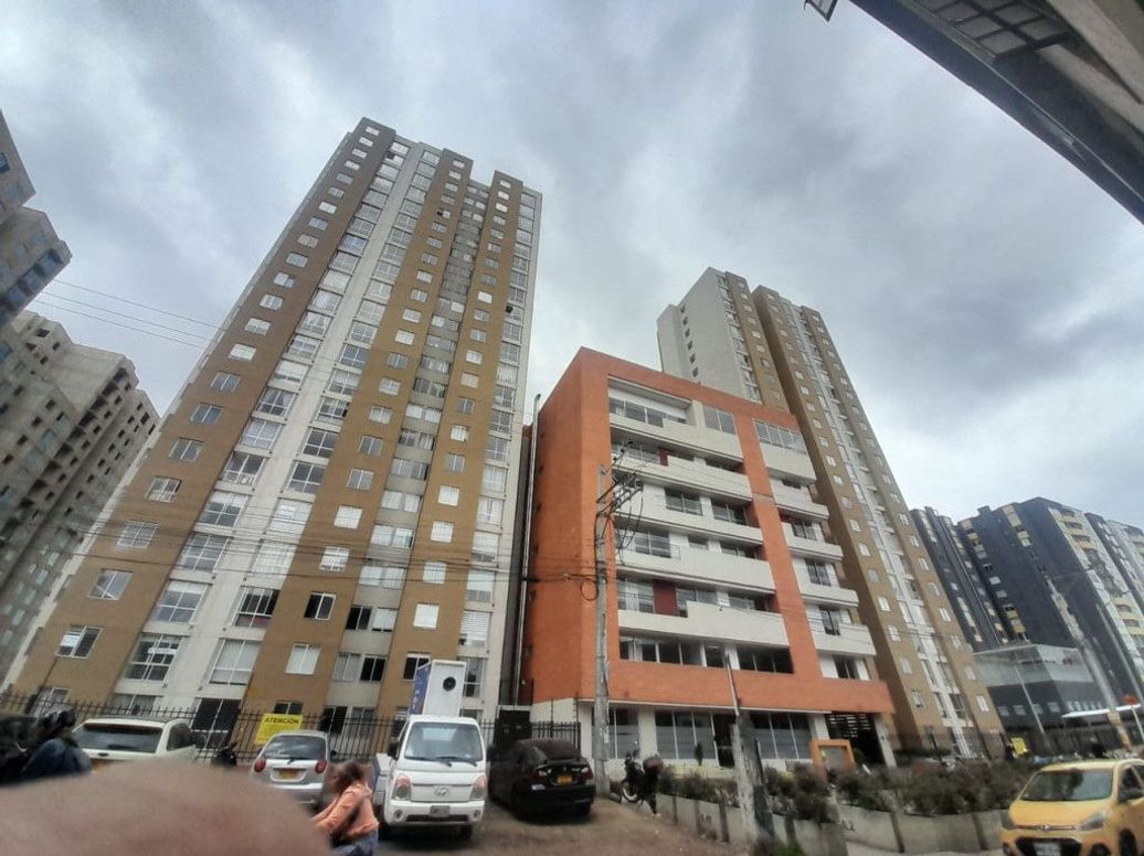 Apartamento de 2 alcobas en venta en Valladolid, Bogotá, 38 m² · foto 3 de 20