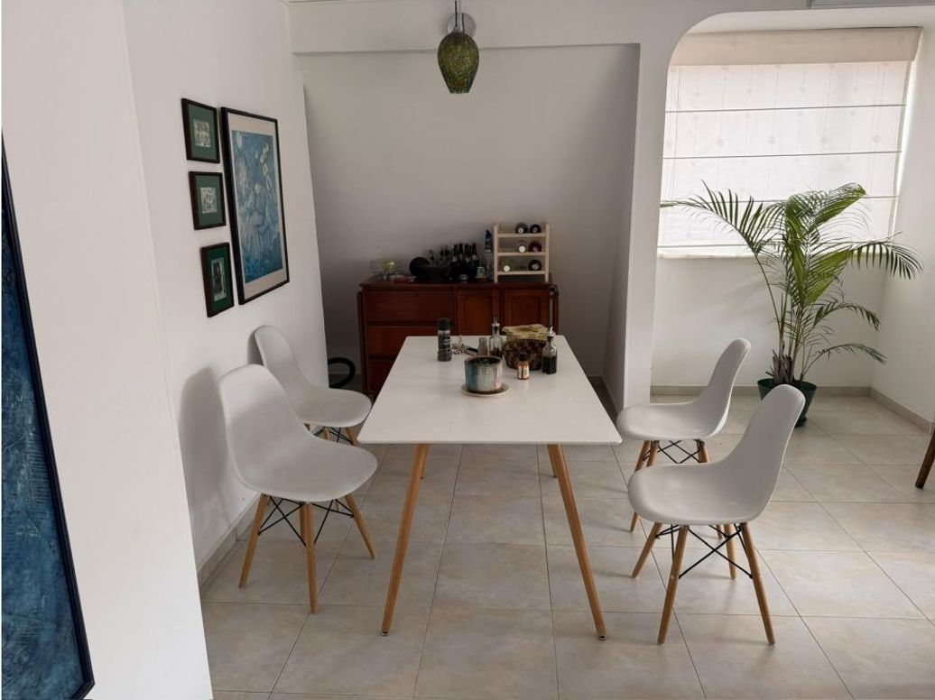 Casa de 3 alcobas en arriendo en Chico, Bogotá, 165 m² · foto 3 de 20