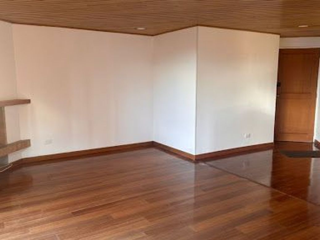 Apartamento de 3 alcobas en arriendo en Alhambra, Bogotá, 93 m² · foto 2 de 10