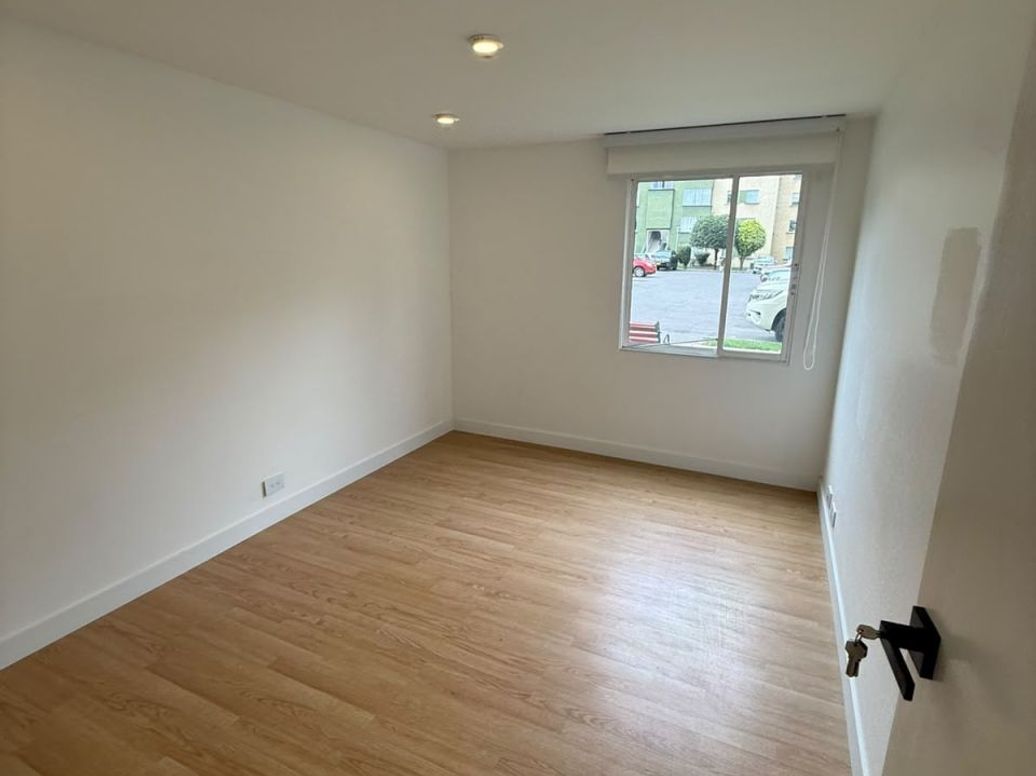 Apartamento de 3 alcobas en venta en Jorge Eliécer Gaitán, Bogotá, 95 m² · foto 12 de 20