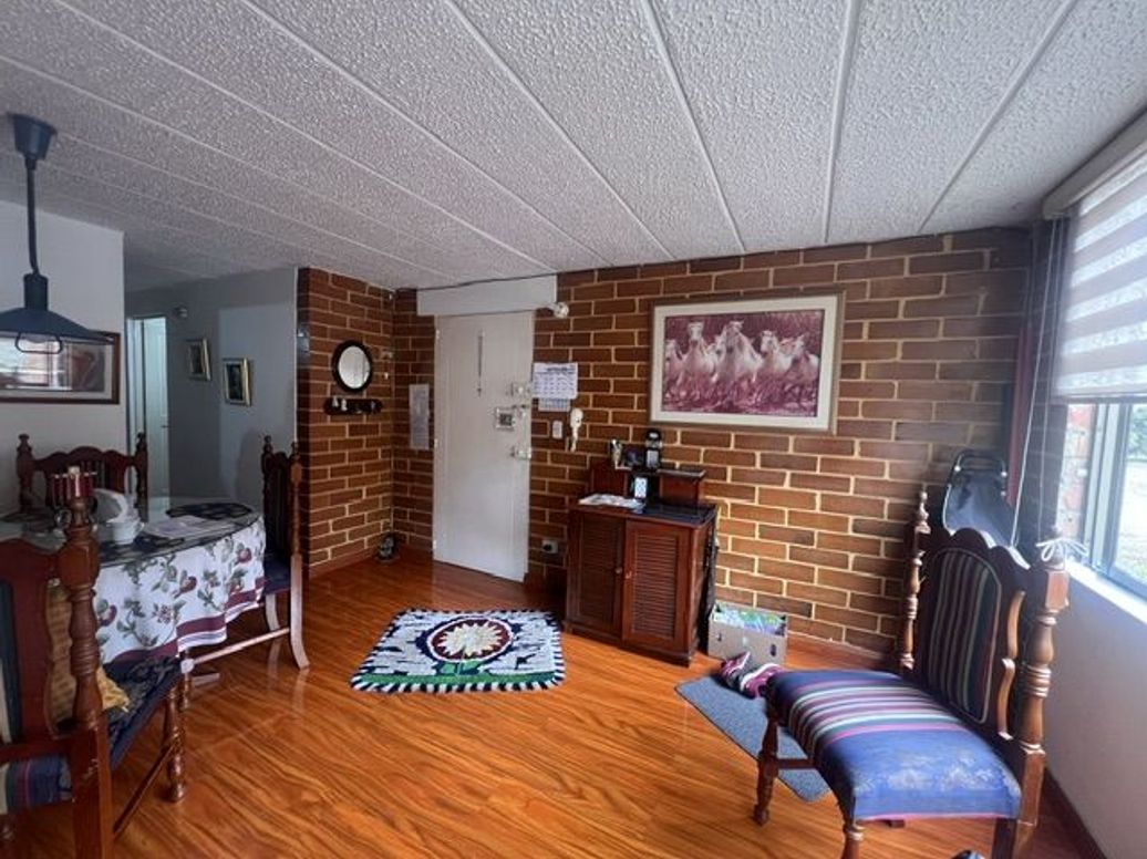 Apartamento de 3 alcobas en venta en Rincón De Santa Ines, Bogotá, 55 m² · foto 4 de 17