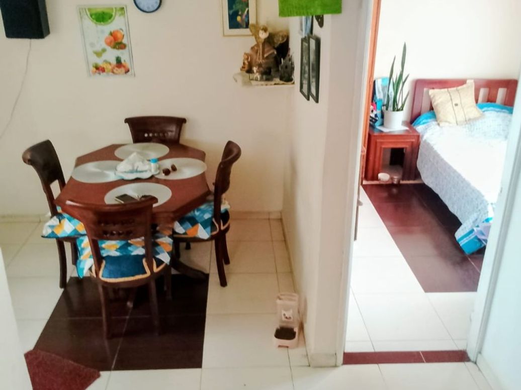 Casa de 5 alcobas en venta en La Española, Bogotá, 117 m² · foto 5 de 17
