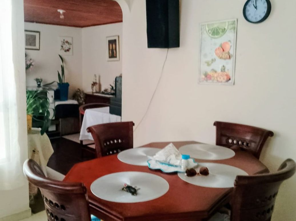 Casa de 5 alcobas en venta en La Española, Bogotá, 117 m² · foto 13 de 17