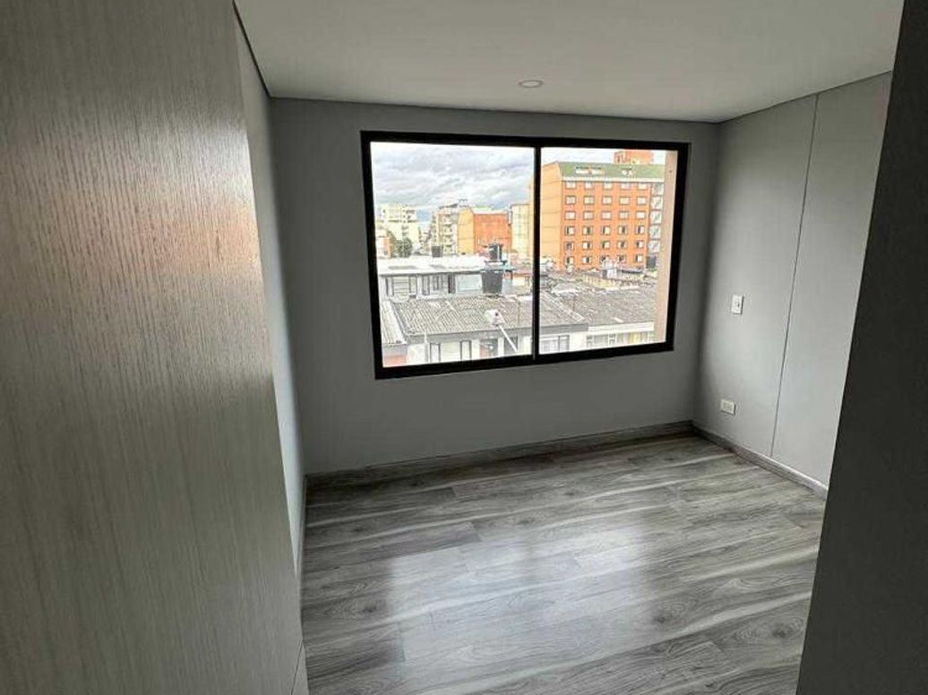 Apartamento de 3 alcobas en venta en La Esperanza Norte, Bogotá, 42 m² · foto 11 de 14