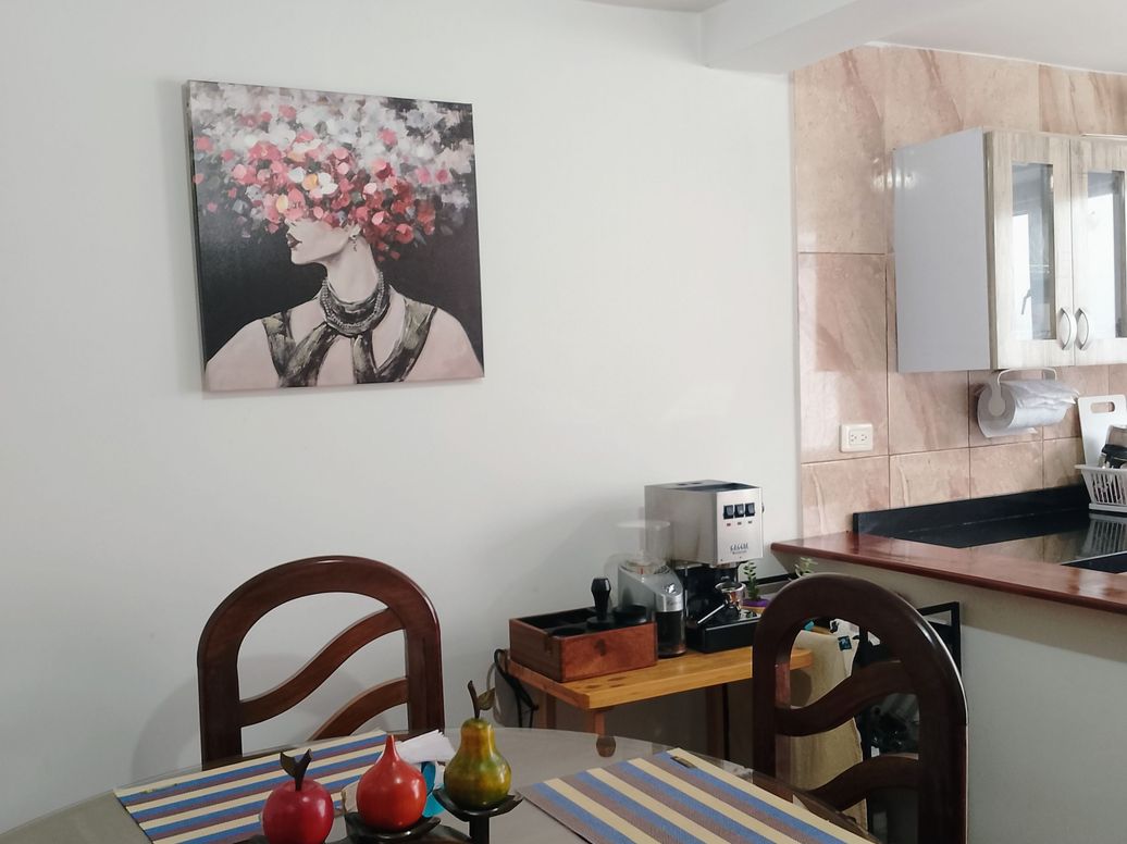 Casa de 5 alcobas en venta en Villa Luz, Bogotá, 364 m² · foto 2 de 20