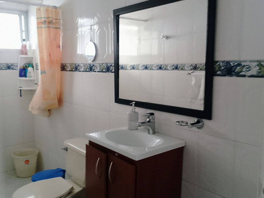 Casa de 5 alcobas en venta en Villa Luz, Bogotá, 364 m² · foto 19 de 20