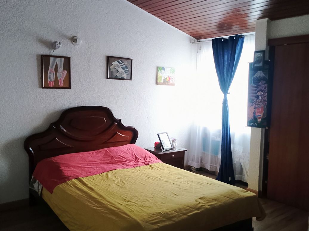 Casa de 5 alcobas en venta en Villa Luz, Bogotá, 364 m² · foto 10 de 20