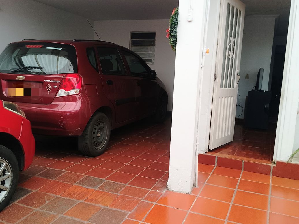Casa de 5 alcobas en venta en Villa Luz, Bogotá, 364 m² · foto 18 de 20