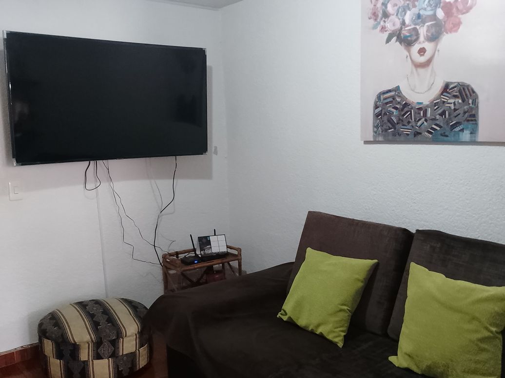 Casa de 5 alcobas en venta en Villa Luz, Bogotá, 364 m² · foto 9 de 20