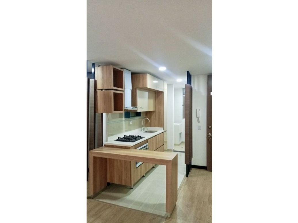 Apartamento de 2 alcobas en venta en El Batán, Bogotá, 59 m² · foto 2 de 14