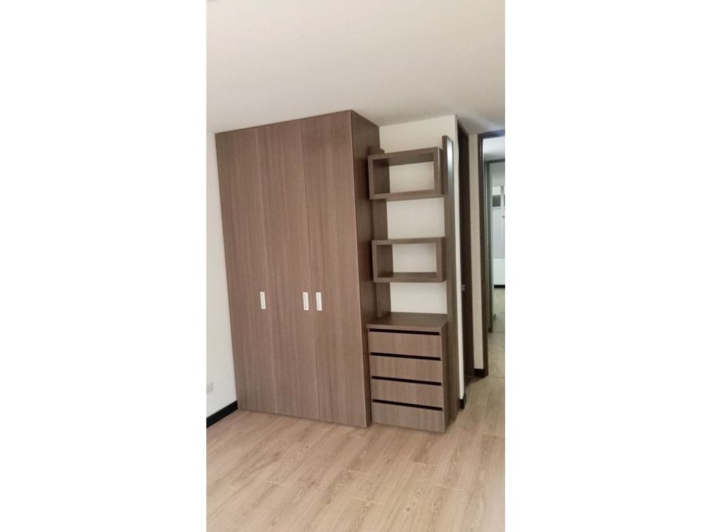 Apartamento de 2 alcobas en venta en El Batán, Bogotá, 59 m² · foto 10 de 14