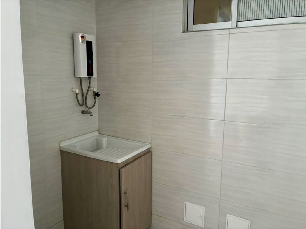 Apartamento de 3 alcobas en venta en Santa Ana Sur, Bogotá, 58 m² · foto 11 de 20