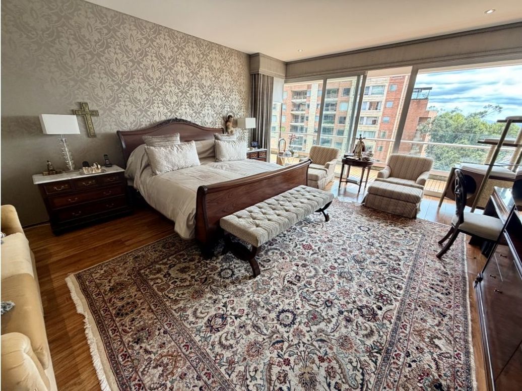 Apartamento de 3 alcobas en venta en Los Rosales, Bogotá, 452 m² · foto 13 de 20