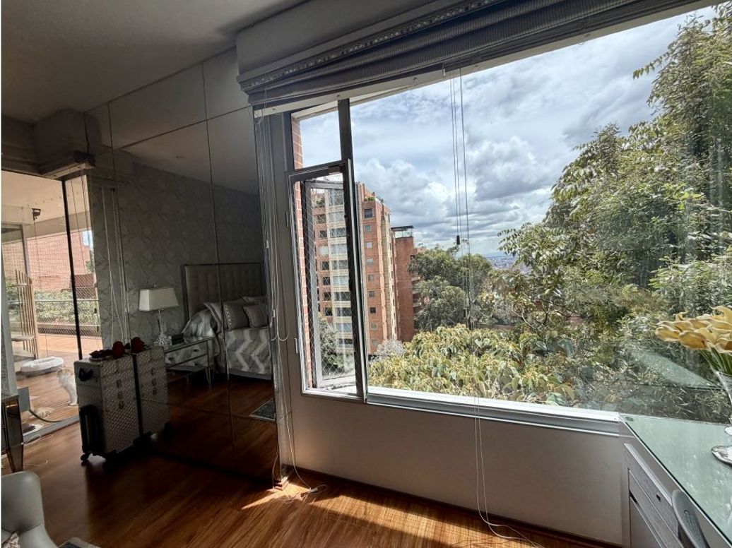 Apartamento de 3 alcobas en venta en Los Rosales, Bogotá, 452 m² · foto 7 de 20