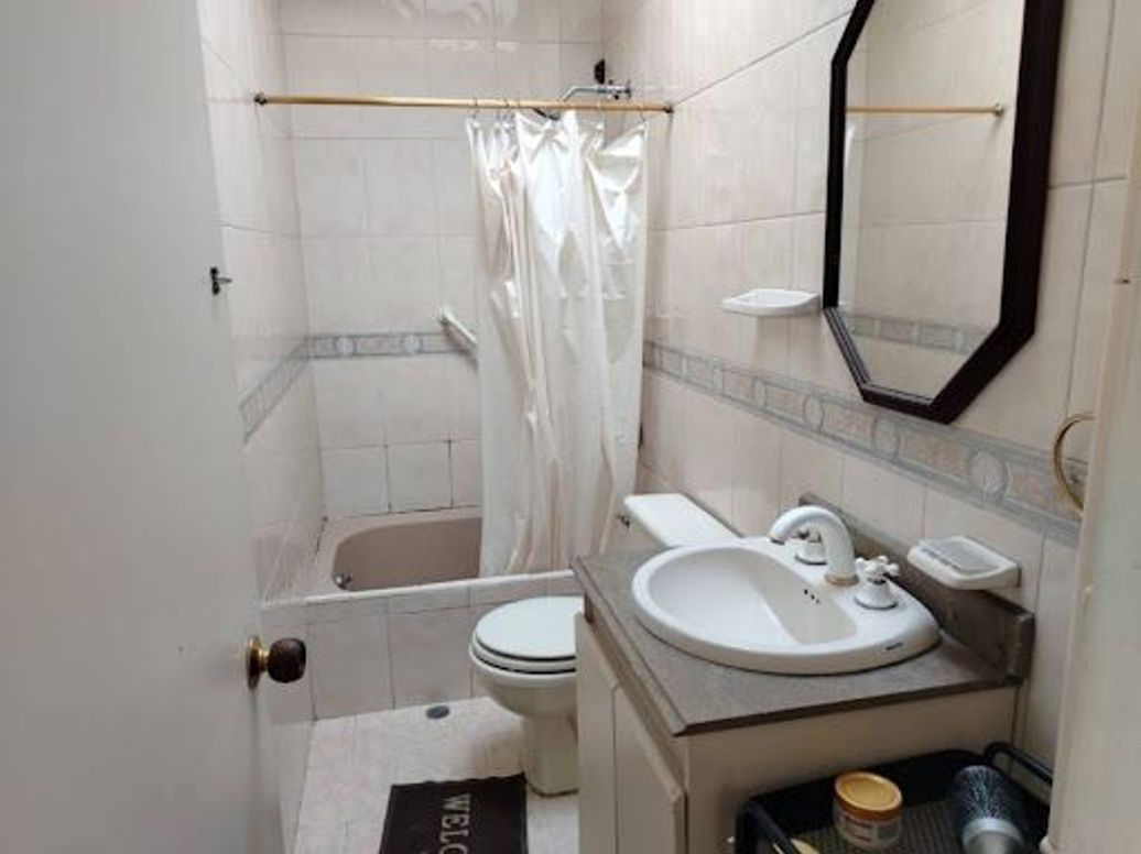 Casa de 5 alcobas en venta en Belalcázar, Bogotá, 246 m² · foto 16 de 17