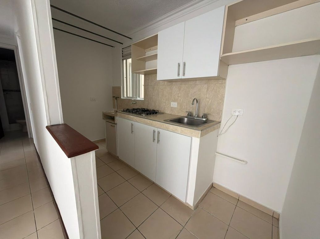 Apartamento de 3 alcobas en venta en Atardeceres De Suba, Bogotá, 54 m² · foto 4 de 19