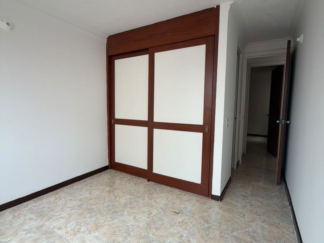 Apartamento de 3 alcobas en venta en Atardeceres De Suba, Bogotá, 54 m² · foto 16 de 19