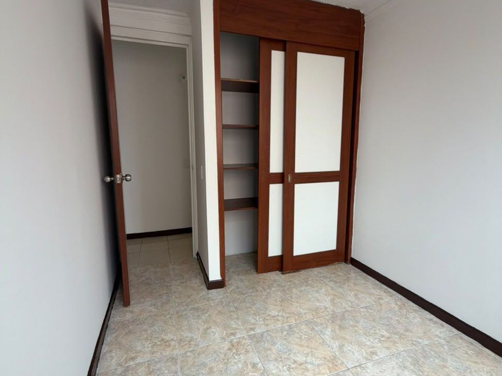Apartamento de 3 alcobas en venta en Atardeceres De Suba, Bogotá, 54 m² · foto 18 de 19
