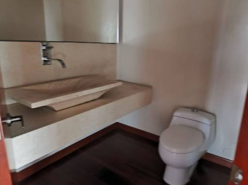 Apartamento de 5 alcobas en venta en Santa Barbara, Bogotá, 380 m² · foto 9 de 20