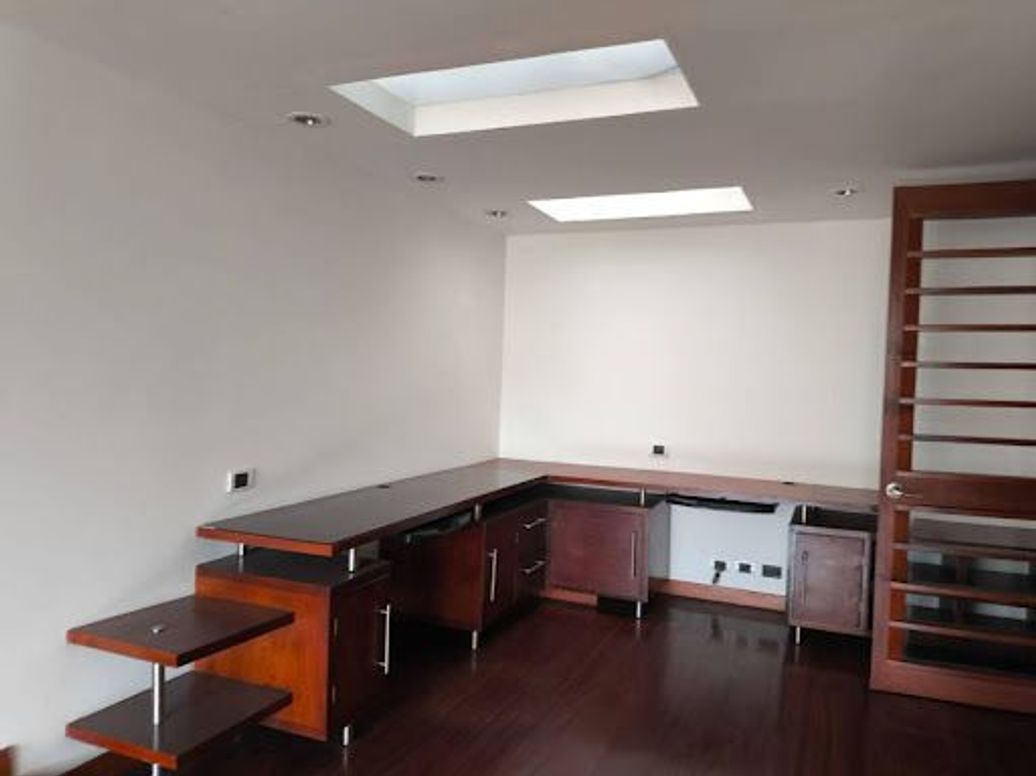 Apartamento de 5 alcobas en venta en Santa Barbara, Bogotá, 380 m² · foto 18 de 20